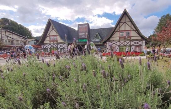 Campos do Jordão reinaugura portal de entrada após revitalização de R$ 600 mil