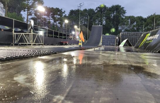 Motocross Freestyle é adiado por causa da chuva