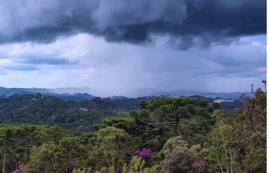 Defesa Civil de SP mantém alerta de chuvas intensas para a Serra da Mantiqueira