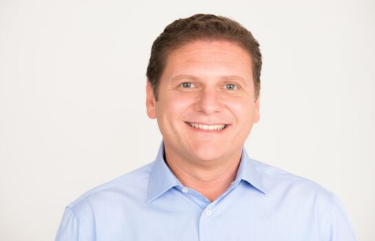 Justiça condena ex-prefeito de Campos do Jordão por improbidade administrativa em contrato de transporte escolar