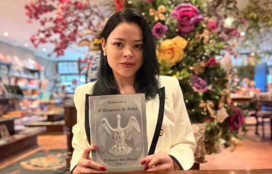Escritora de Campos do Jordão lança “O Despertar de Alpha” e amplia universo da saga “A Guerra dos Magos”